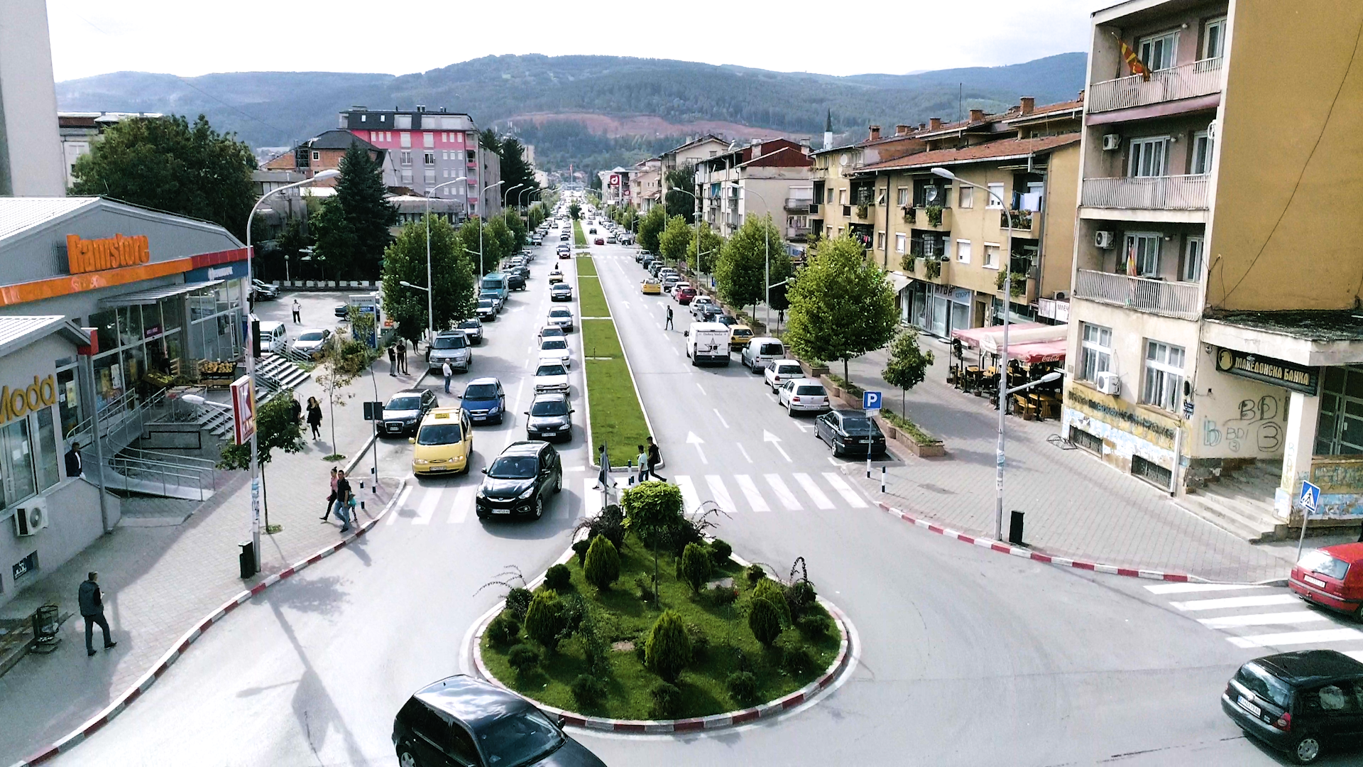 Kërçovë ja cilat markete dhe restorante do të punojn gjat orës policore