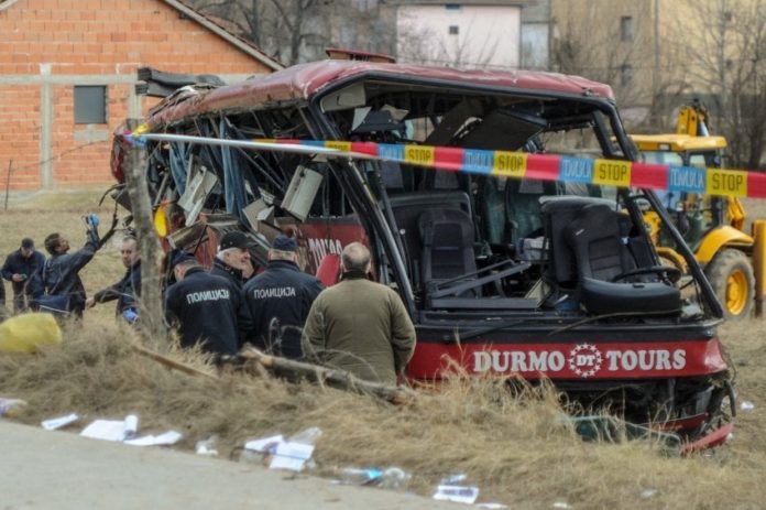 Aksidenti në Llaskarcë, një djalosh ka kërkuar ndihmë në telefon: Baba eja më shpëto