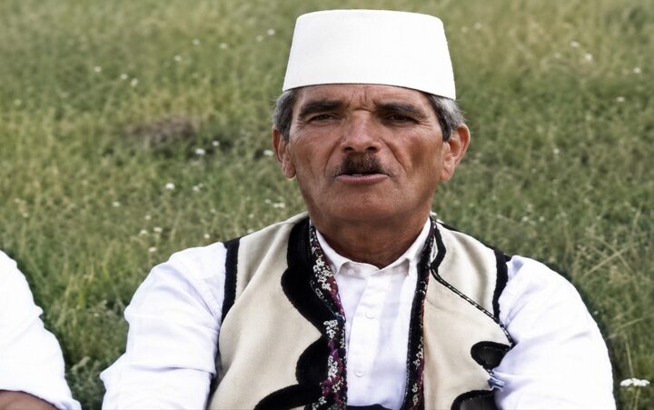 Nasuf Jusufi kroi i këngës burimore Kërçovare, intervist nga Vahit Nasufi