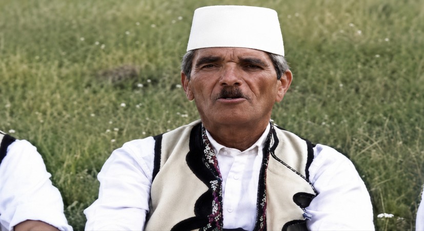 Nasuf Jusufi kroi i këngës burimore Kërçovare, intervist nga Vahit Nasufi
