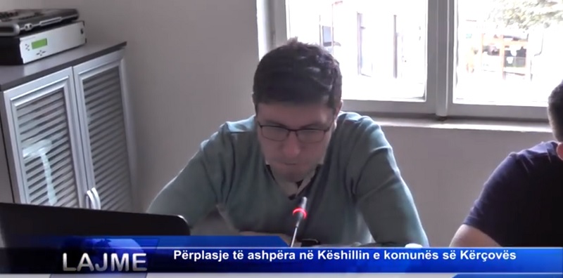 Kërçovë përplasje të ashpëra në Këshillin e komunës! (VIDEO)