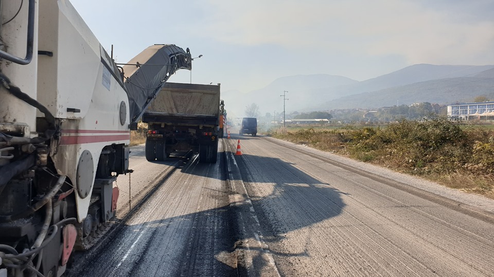 Kërçovë – Gostivar deri në fund të nëntorit tërësisht do të rikonstruktohet aksi rrugor