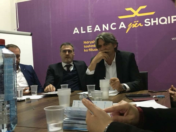 Aleanca: Shqiptarët dergjen burgjeve pa prova, Katica Janeva pushon në shtëpi?!