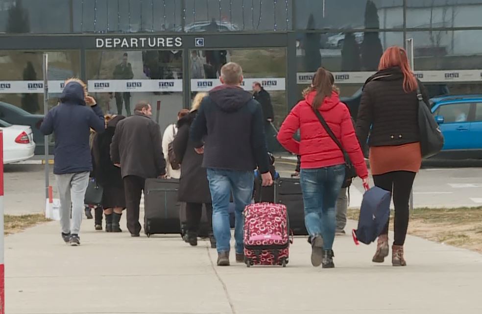 Ikja e një të shkolluari i kushton vendit mbi 40 mijë euro (VIDEO)