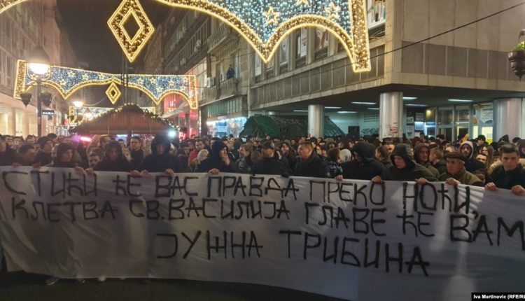 Beograd, protesta para Ambasadës së Malit të Zi