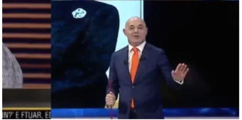 Tërmeti i gjeti live në emision: Shikoni reagimin e Blendi Fevziut dhe Sokol Ballës (VIDEO)