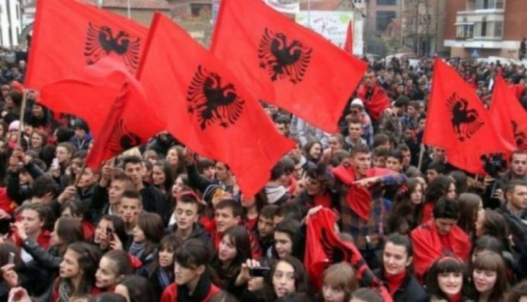 Mërgimtarët mobilizohen për protestën e thirrur nga koalicioni Tash Është Koha për mbrojtje të votës së lirë