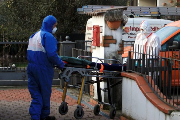 Maqedoni nga Koronavirusi, dy mjekë testohen në klinikë