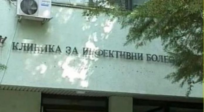 Në Klinikën Infektive në Shkup, vetëm motrat medicinale shqiptare detyrohen t’i mbikqyrin pacientët të dyshuar me koronavirus !?