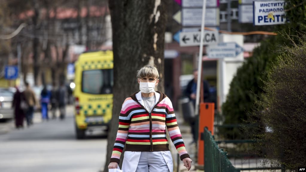 Gjashtë raste të reja me koronavirus në Maqedoninë e Veriut, në mesin e tyre një vajzë katër vjeçare