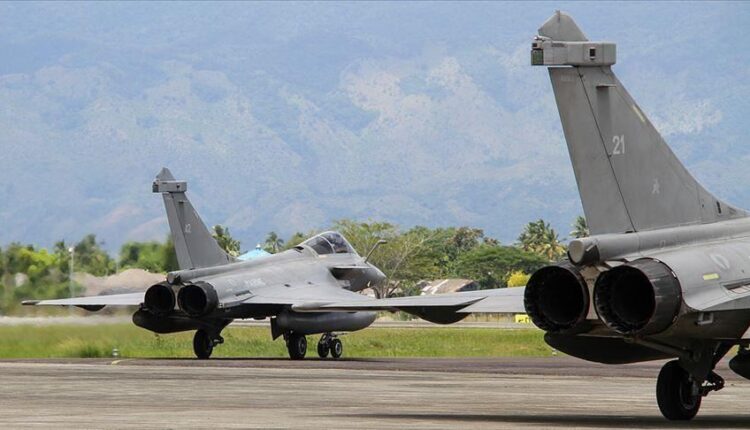 A po ndizet Mesdheu? Avionët francezë zbarkojnë në Qipron greke