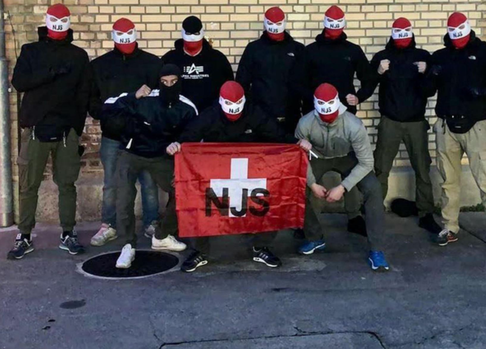 Zvicër Winterthur: Sekuestrohen armë gjatë bastisjes së një grupi neonazist !