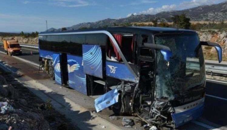 Aksidentohet autobusi në Kroaci12 të vdekur..