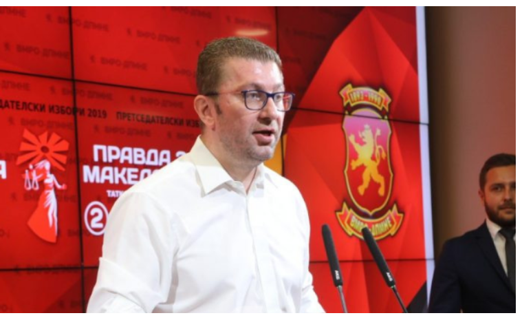Mickoski: Në Shqipëri ka më tepër bullgarë se në Maqedoni, a do ta kushtëzojë Bullgaria edhe Shqipërinë..?