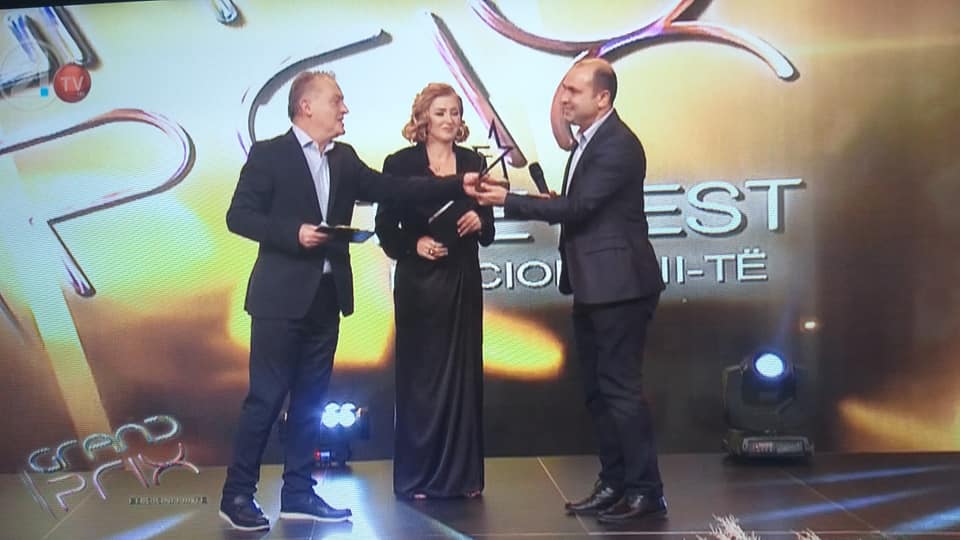 Mazllam Osmani dhe Qendra e Kulturës Kërçovë u vlersua me çmimin The Best si institucion (VIDEO)