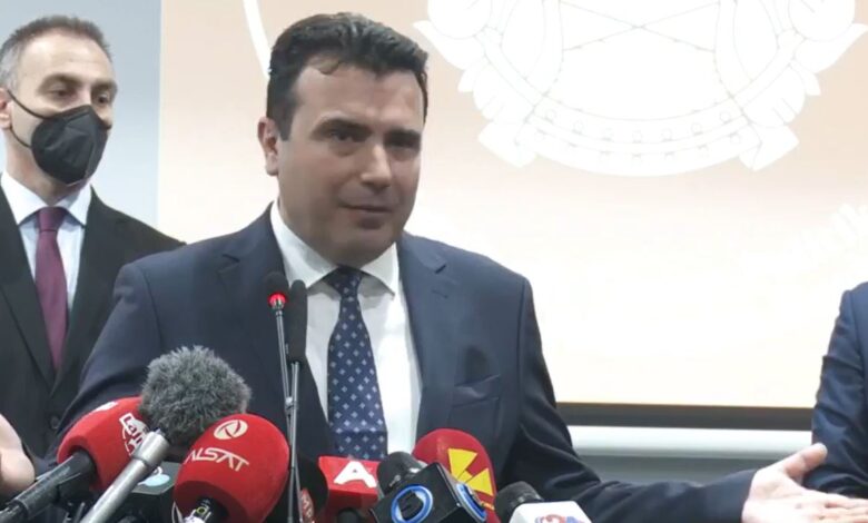 Zaev: Shtetasit që jetojnë më shumë se 1 vit jashtë vendit, do të evidentohen si jo-rezident..(VIDEO)