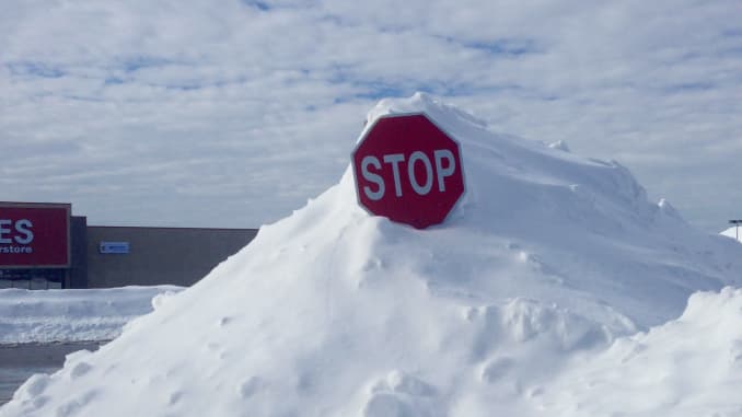 Malet europiane mbulohen nga bora, ende po bie intensivisht (FOTO)