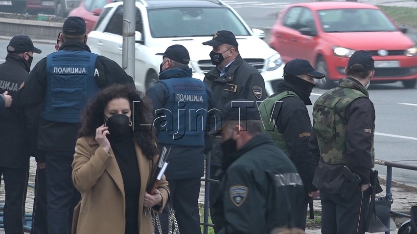 “Monstra”, policia “blindon” Gjykatën.. (Video)