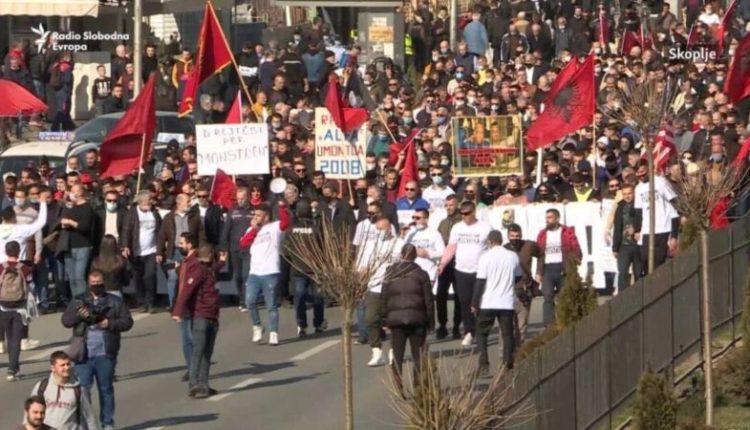 Protestoi për rastin “Monstra”, paraburgoset edhe një shqiptar..