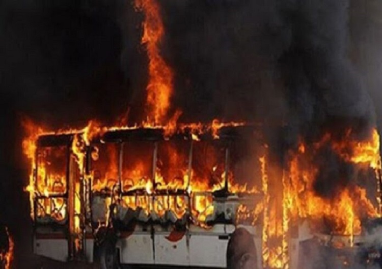 Shefi nuk ia dha rrogën punëtori ia kallë autobusin..