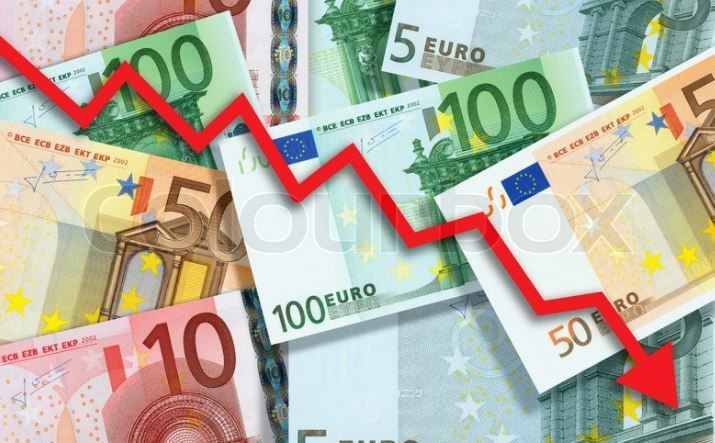 Euro prek nivelin më të ulët nga dhjetori i vitit 2007