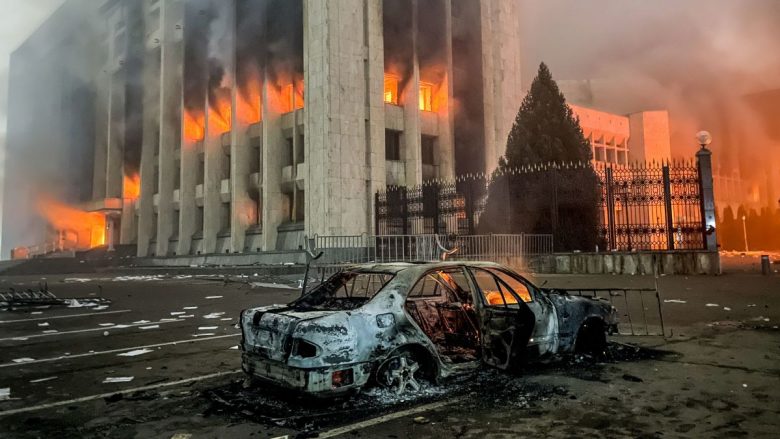 Të mbyllur dhe pa internet, shqiptari rrëfen situatën në Kazakistan..