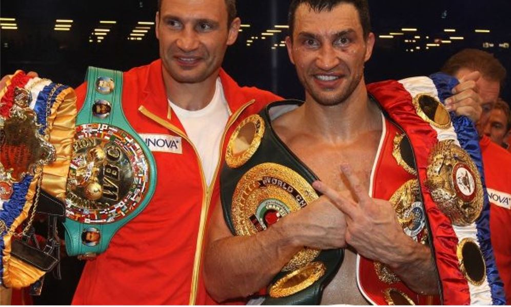 RESPEKT: Vëllezërit Klitschko i lanë milionat për ta mbrojtur atdheun..