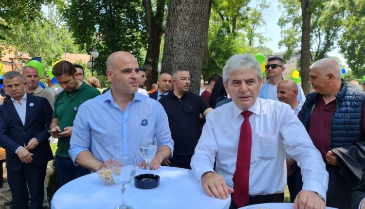 Ali Ahmeti: Hajde t’i shpallim luftë korrupsionit, por jo vetëm me llafe..