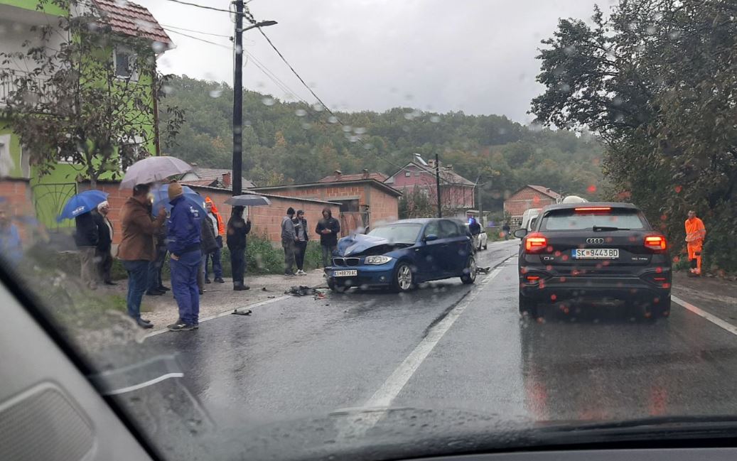 Pas aksidentit, hapet rruga Kërçovë-Gostivar në afërsi të fshatit Kollare.. (VIDEO)