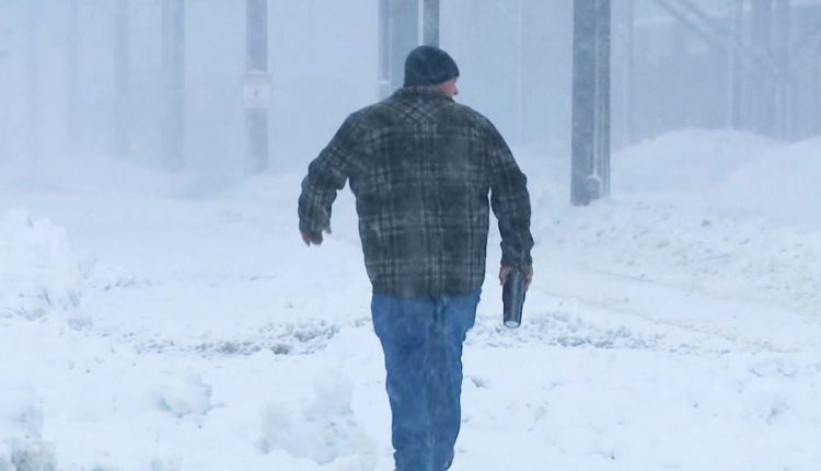 Stuhi bore në New York, mbyllen rrugët dhe anulohen fluturimet.. (VIDEO)