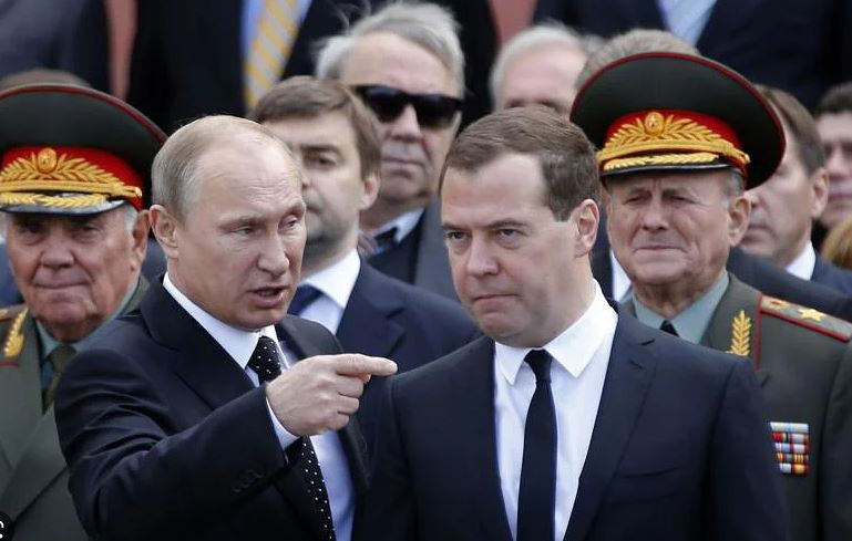 Medvedev: Do të përdorim çdo armë nëse Ukraina tenton të marrë Krimenë..!