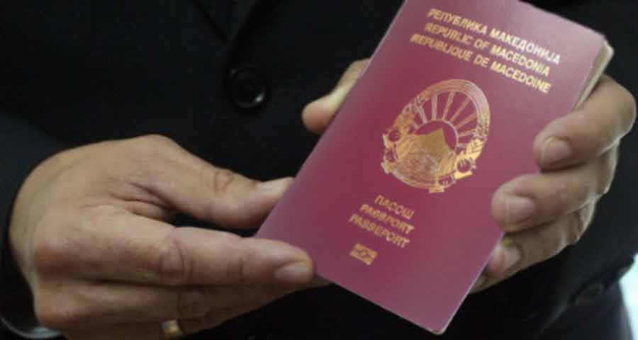 Mafiozet marrin sa “çel e mshel sytë” pasaporta por jo dhe shqiptarët..! (VIDEO)