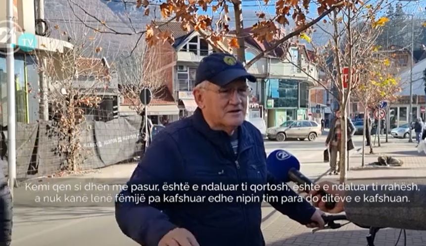 Kërçovarët me kërkes ndaj kryetarit: Na largo qentë e mbeturinat nga rruga..! (VIDEO)