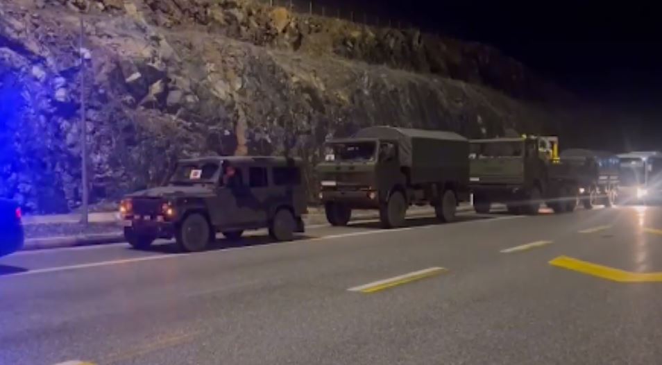 Pas vërshimeve, Shqipëria i ndihmon Kosovës.. (VIDEO)