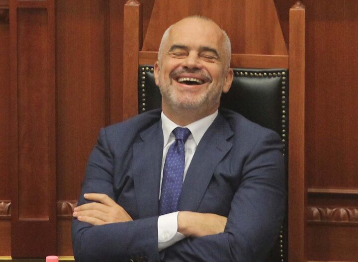 Edi Rama ka larguar shqiptar nga Shqipëria sa largoj Milosheviçi nga Kosova ?
