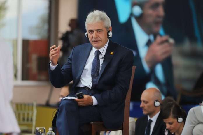 Ahmeti: Franca e Gjermania mund të ndihmojnë në zgjidhjen e problemit Kosovë-Serbi, me hasmëri s’jetohet..!