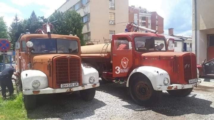 Maqedoni: Zjarrfikësit punojnë në kushte të vështira..!