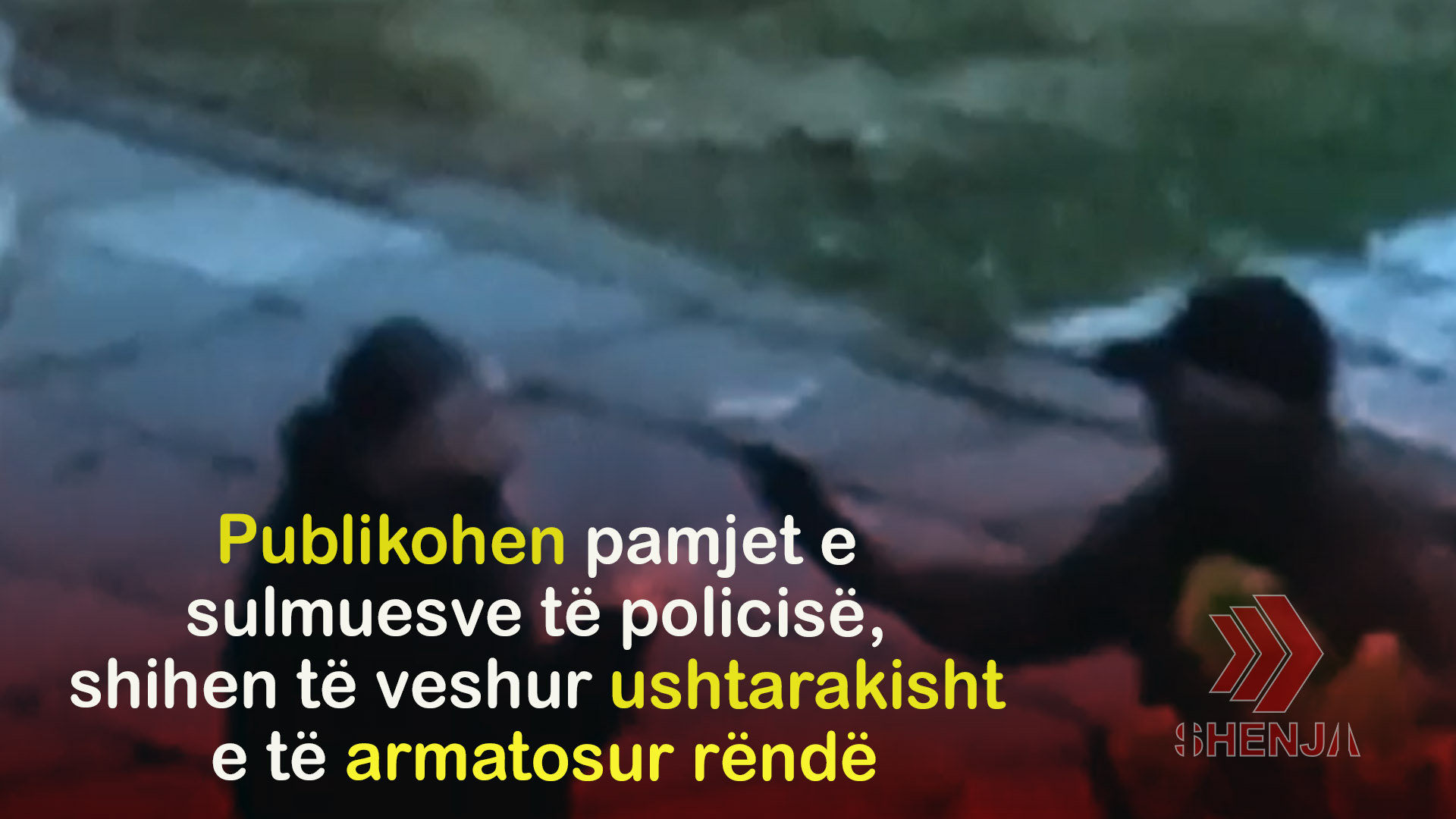 Publikohen pamjet e sulmuesve të policisë, shihen të veshur ushtarakisht e të armatosur rëndë (FOTO)