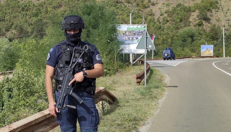 Manastiri i Banjskës nën kontrollin e policisë, shihen edhe makinat e EULEX-it (VIDEO)