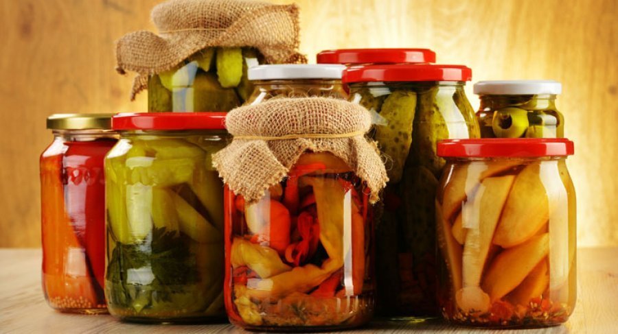 Qytetarët: Pa turshi s’ka shije buka ! (VIDEO)