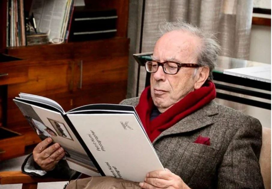 NGUSHLLIME! Ndërron jetë në moshën 88-vjeçare Ismail Kadare, shkrimtari më i madh shqiptar.