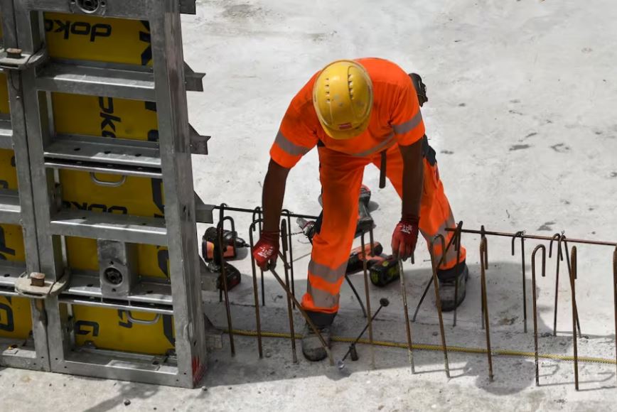 Rekord: 40% e shqiptarëve përdorin forcën për të punuar e jo trurin !?