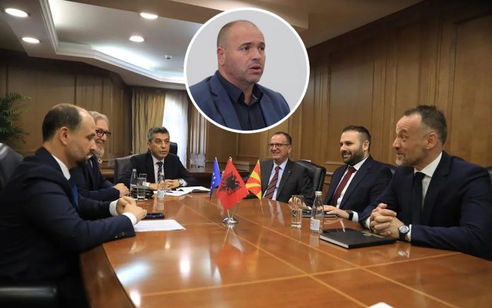 VLEN: Maksim Dimitrievski të mos i kontestojë simbolet e identitetit shqiptar..