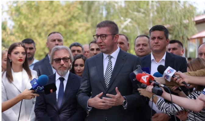 “Ligji për Gjuhët”, Mickoski: Kjo qeveri do të respektojë ligjet dhe kushtetutën