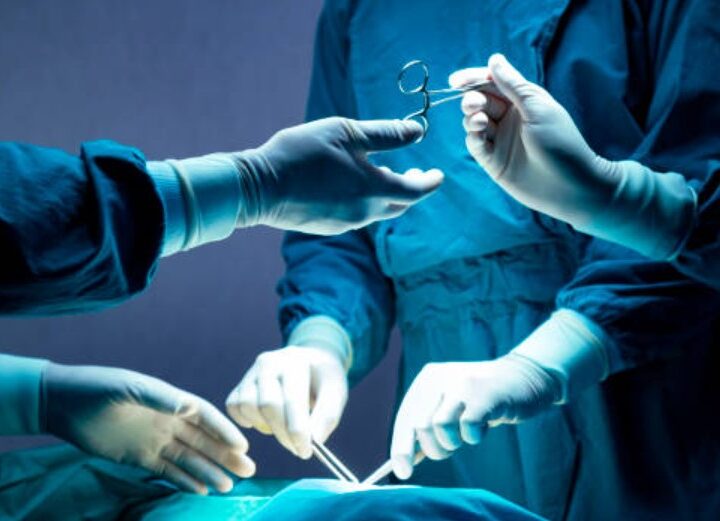 Zvicër: Spitali i Bazelit operon gabimisht një grua tjetër