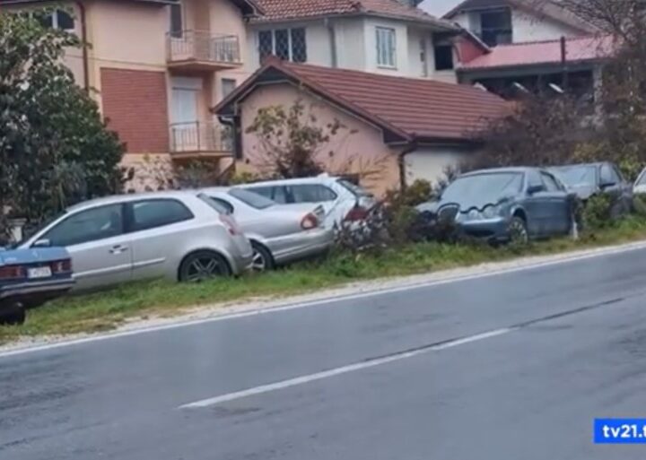 Kërçovë: Makina të braktisura dhe kaos trafiku – Rrezik për jetën dhe sigurinë rrugore..(VIDEO)
