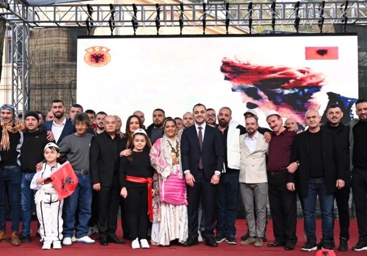 Shkodran Alili falenderon artistat Kërçovar