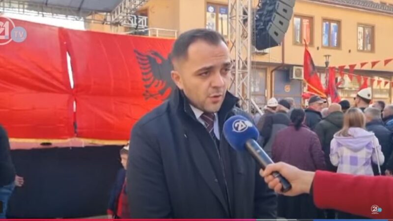 Ja si u festua Dita e Flamurit shqiptar në Maqedoni..(VIDEO)