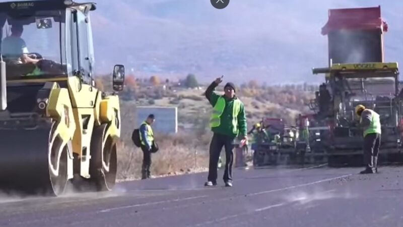 Mobilizim i madh në Autostradën Kërçovë-Ohër (Video)