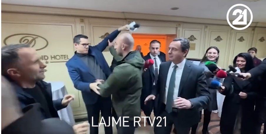 U thirr nga Prokuroria Speciale si dëshmitar, Albin Kurti refuzon të deklarohet! (VIDEO)